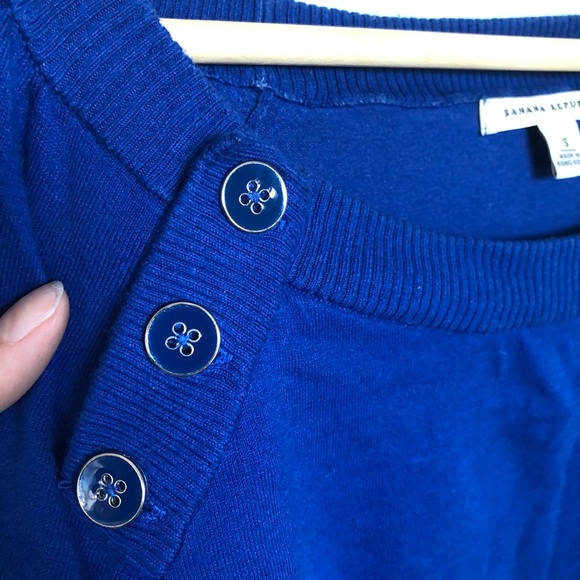Banana Republic button detail top in EUC - Picture 3 of 5
